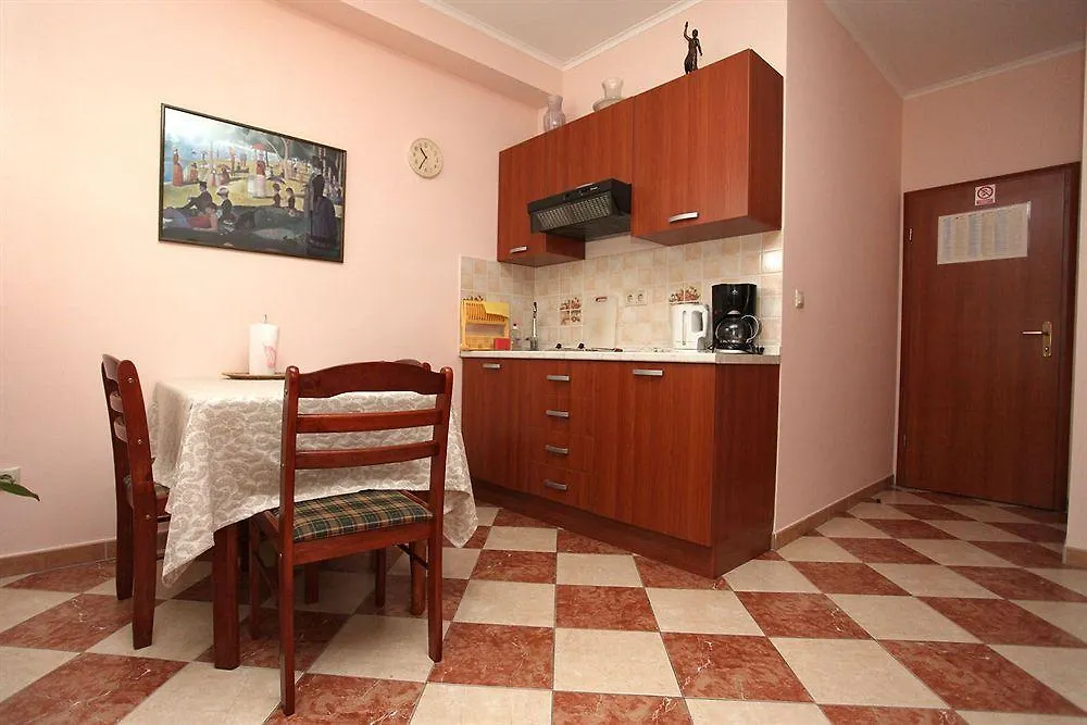 Split Apartments Peric