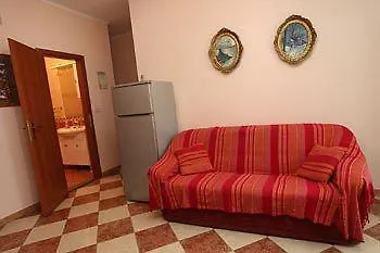 Split Apartments Peric