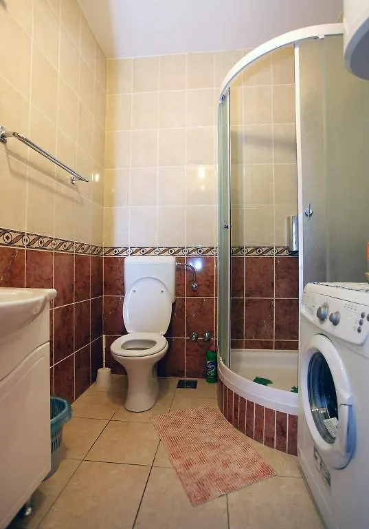 Split Apartments Peric