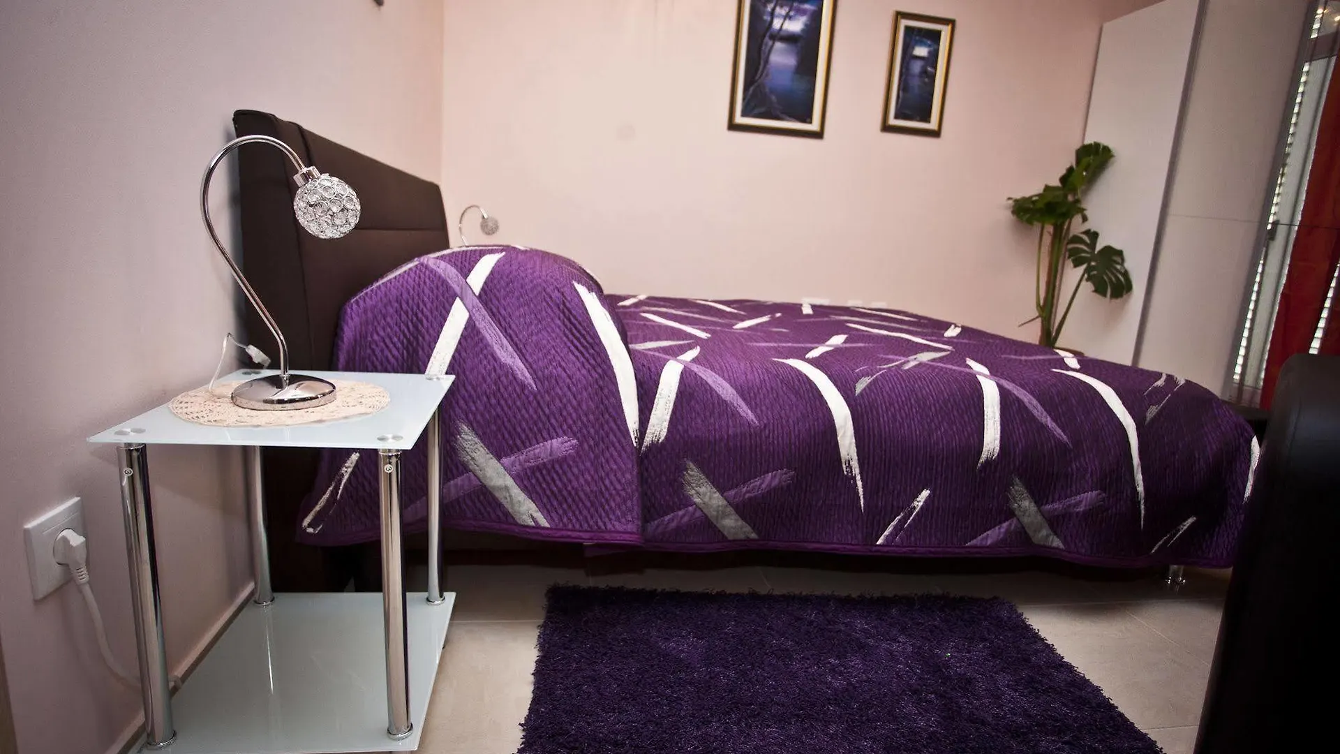 Split Apartments Peric