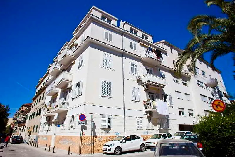 Split Apartments Peric Хорватия